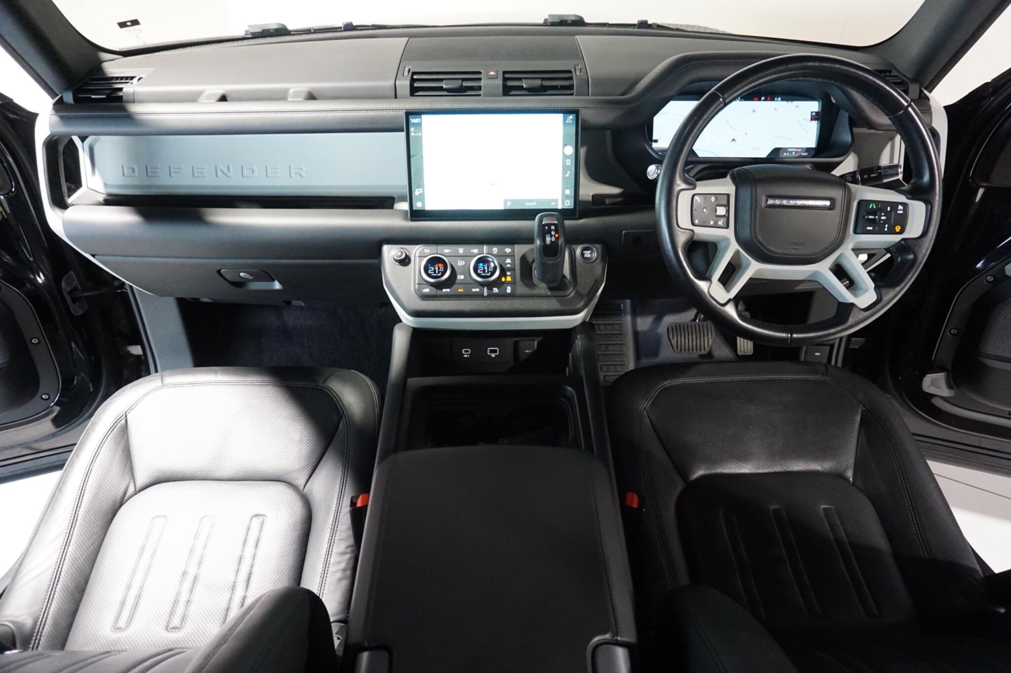 Land Rover Defender 110 3.0 D300 MHEV HSE SUV 5dr Diesel Auto 4WD Euro 6 (s/s) (300 ps)